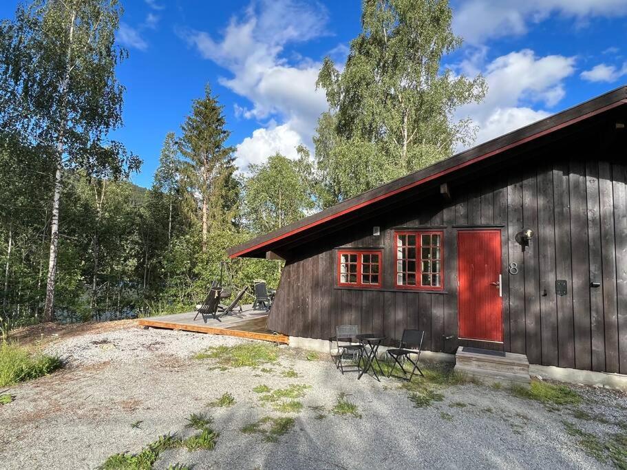 Koselig Med Uteplas Ved Hallingdalselva Ferienhaus Ål