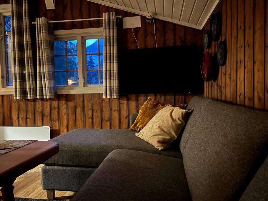 Ferienhaus Koselig Med Uteplas Ved Hallingdalselva Ål